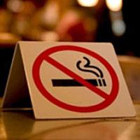 Где запрещено курить в России
