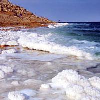 Почему вода в море солёная